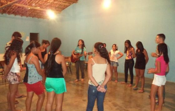 grupo-de-jovens